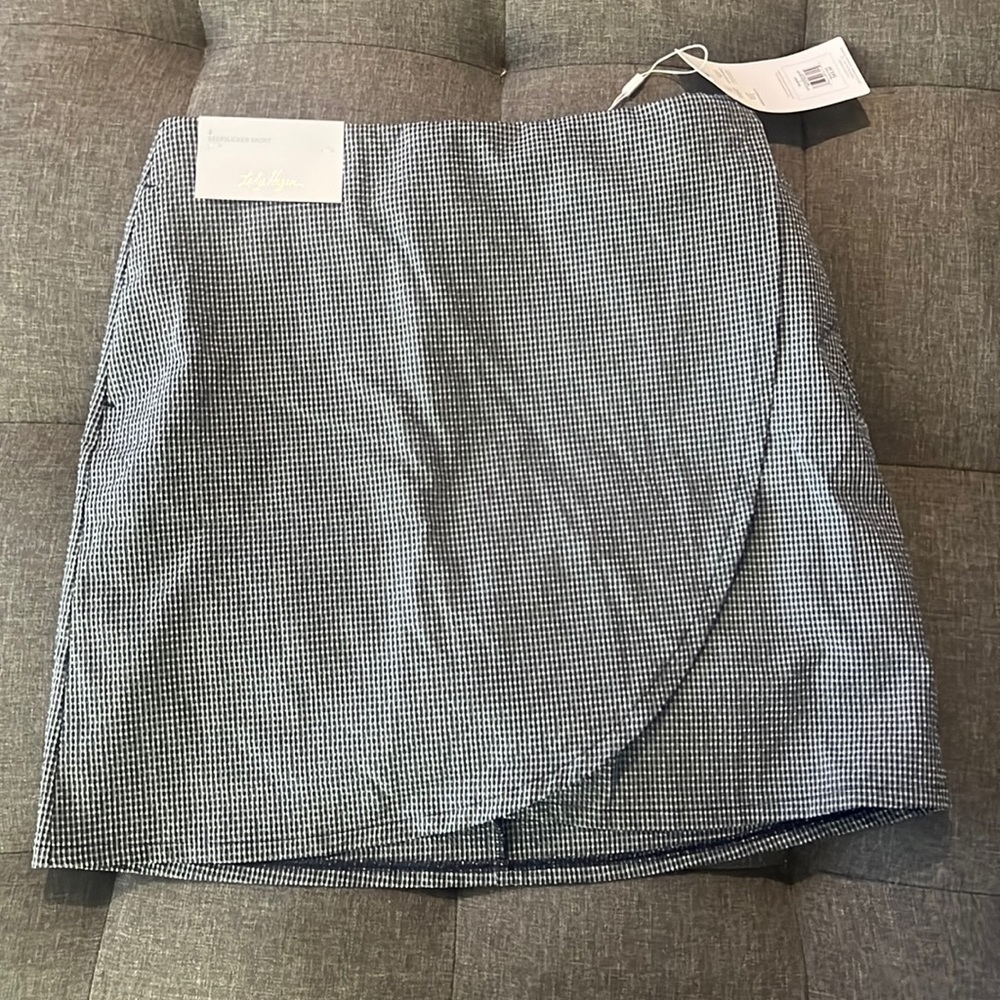 Seersucker skort with zipper